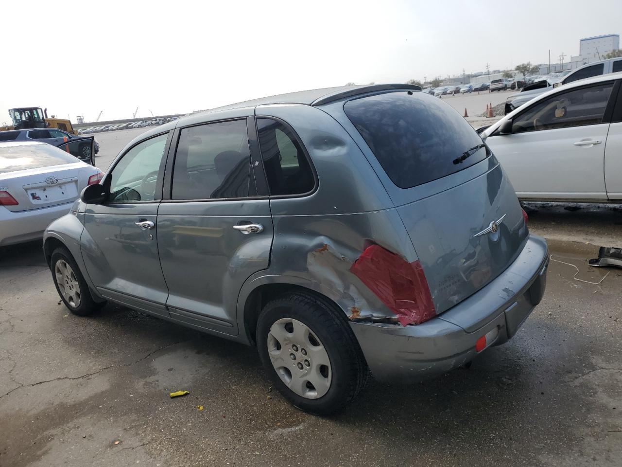 2009 Chrysler PT Cruiser - Image 2