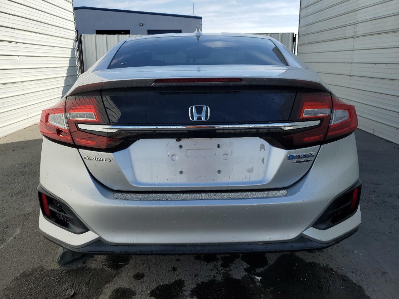2018 Honda Clarity Touring VIN: JHMZC5F36JC001410 Lot: 88143465
