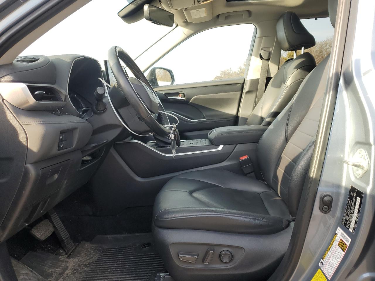 2021 Toyota Highlander VIN: 5TDGZRBHXM5S06631 Lot: 46827455