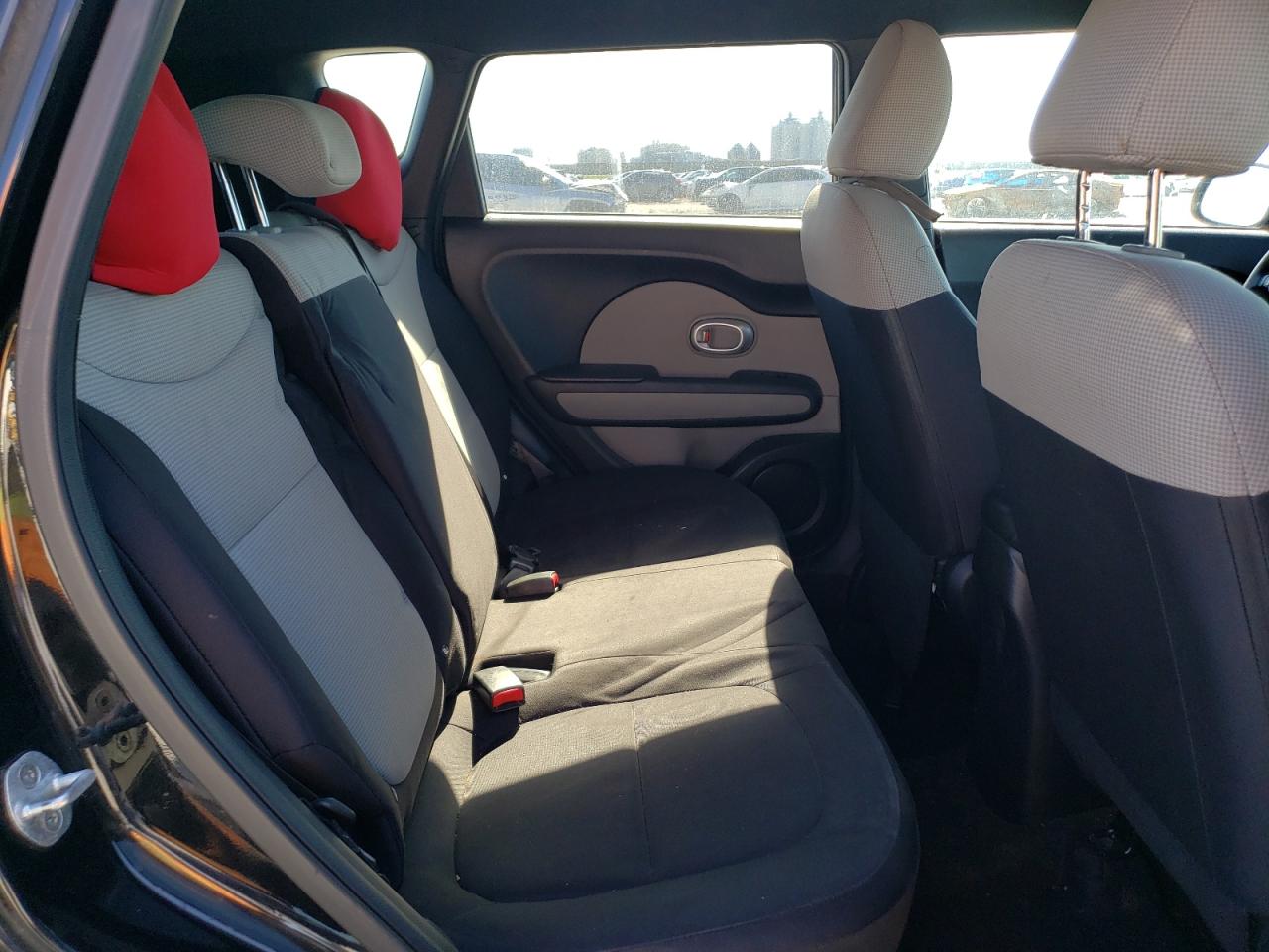 2015 Kia Soul - Image 11