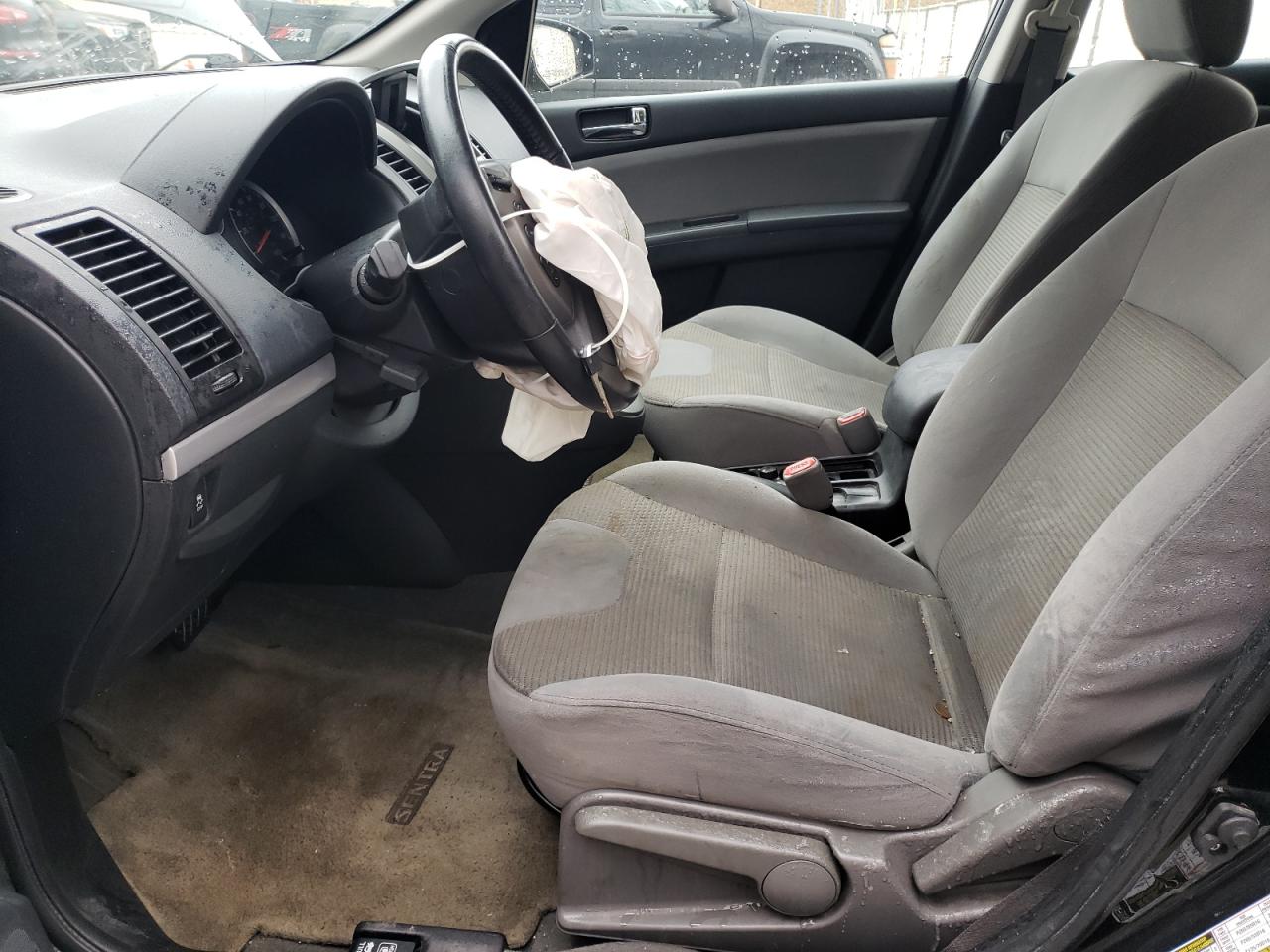 2012 Nissan Sentra - Image 7