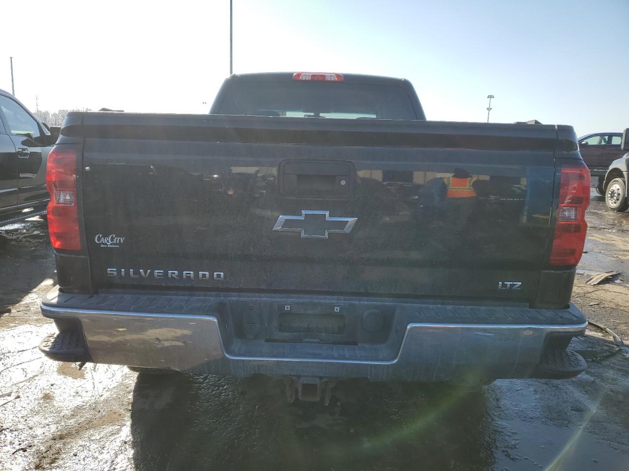 2016 Chevrolet Silverado - Image 6