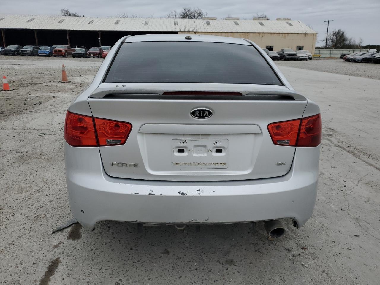 2010 Kia Forte - Image 6