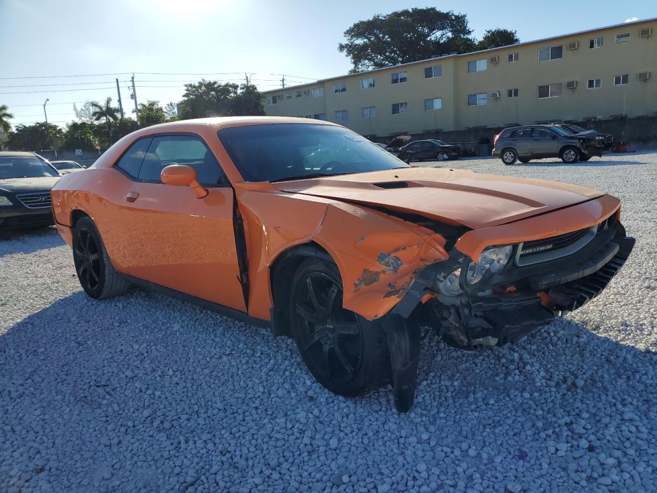 2014 Dodge Challenger - Image 4