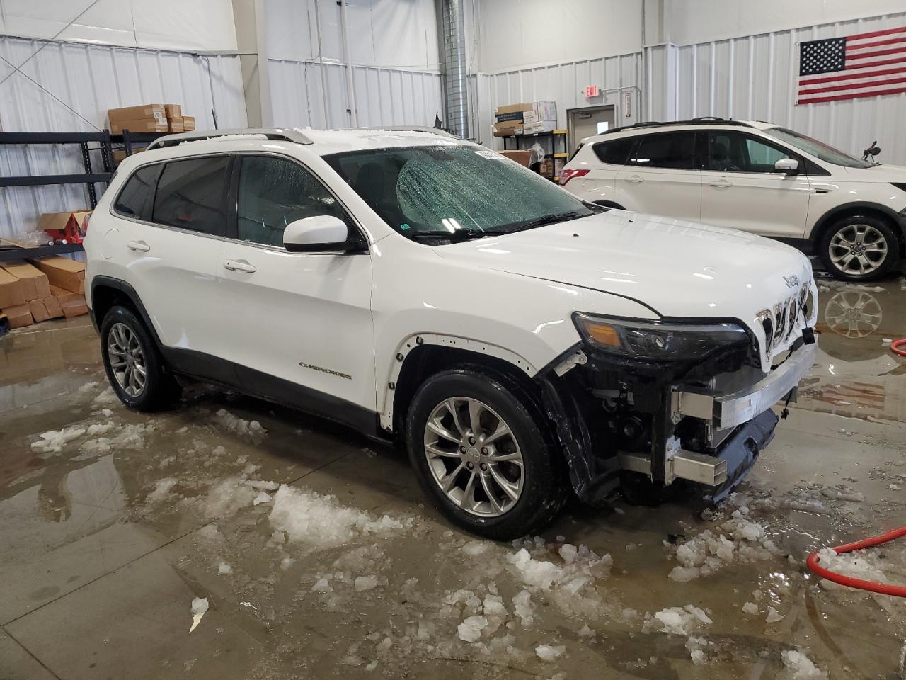 2019 Jeep Grand Cherokee - Image 4