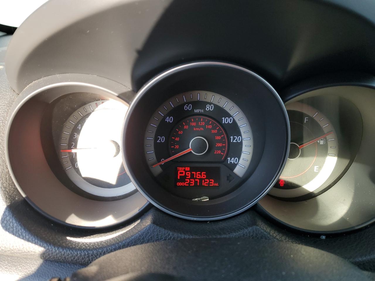 2012 Kia Forte - Image 9