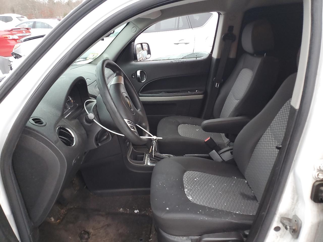 2011 Chevrolet HHR - Image 7