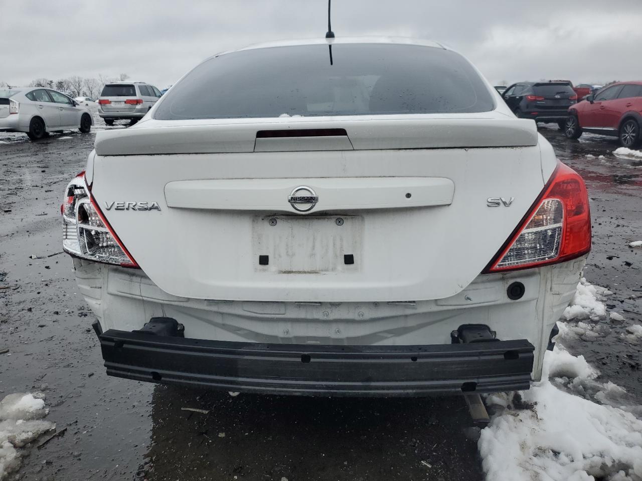 2017 Nissan Versa - Image 6