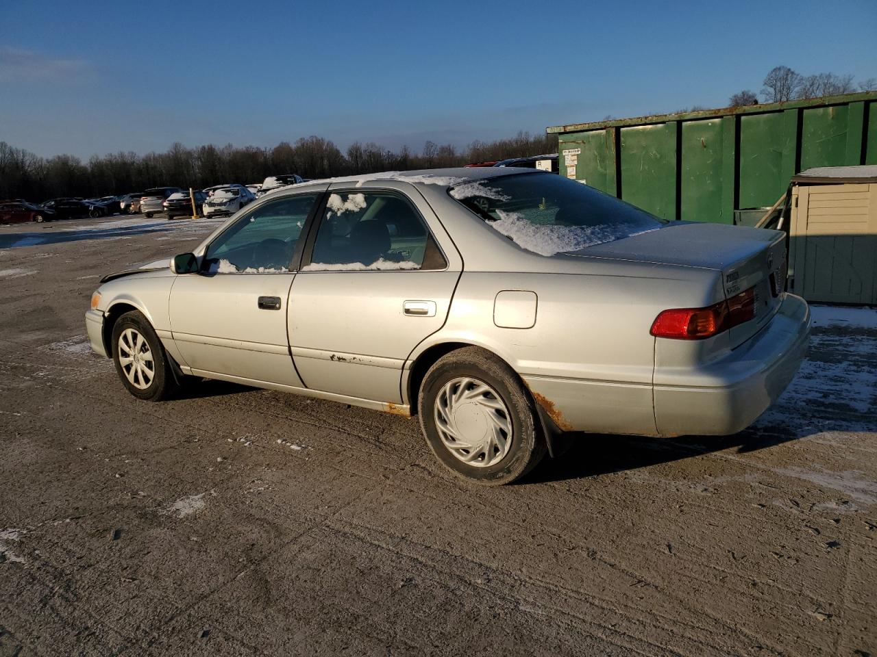 2001 Toyota Camry - Image 2