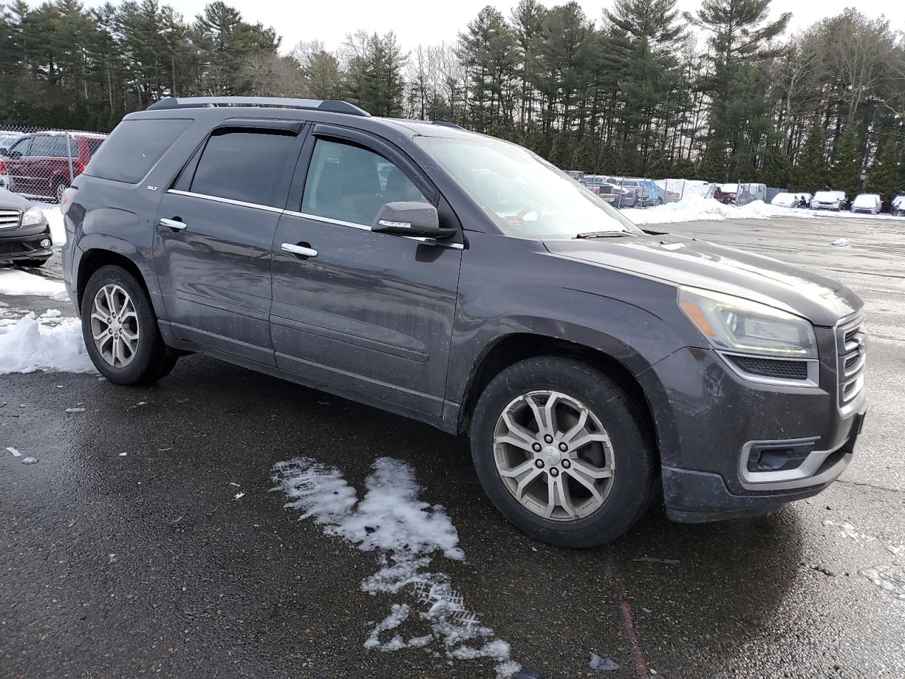 2013 GMC Acadia - Image 4