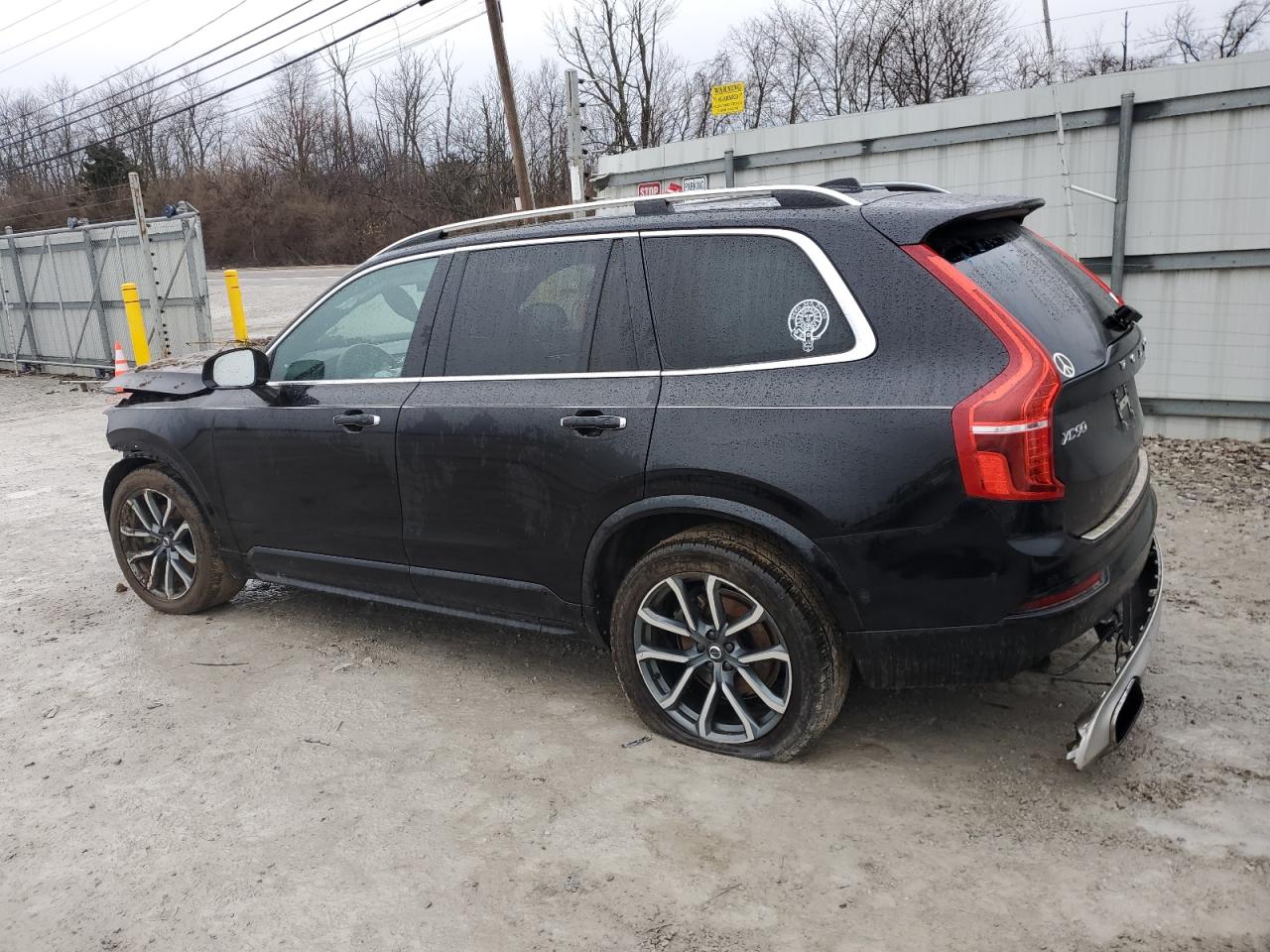 2017 Volvo XC90 - Image 2