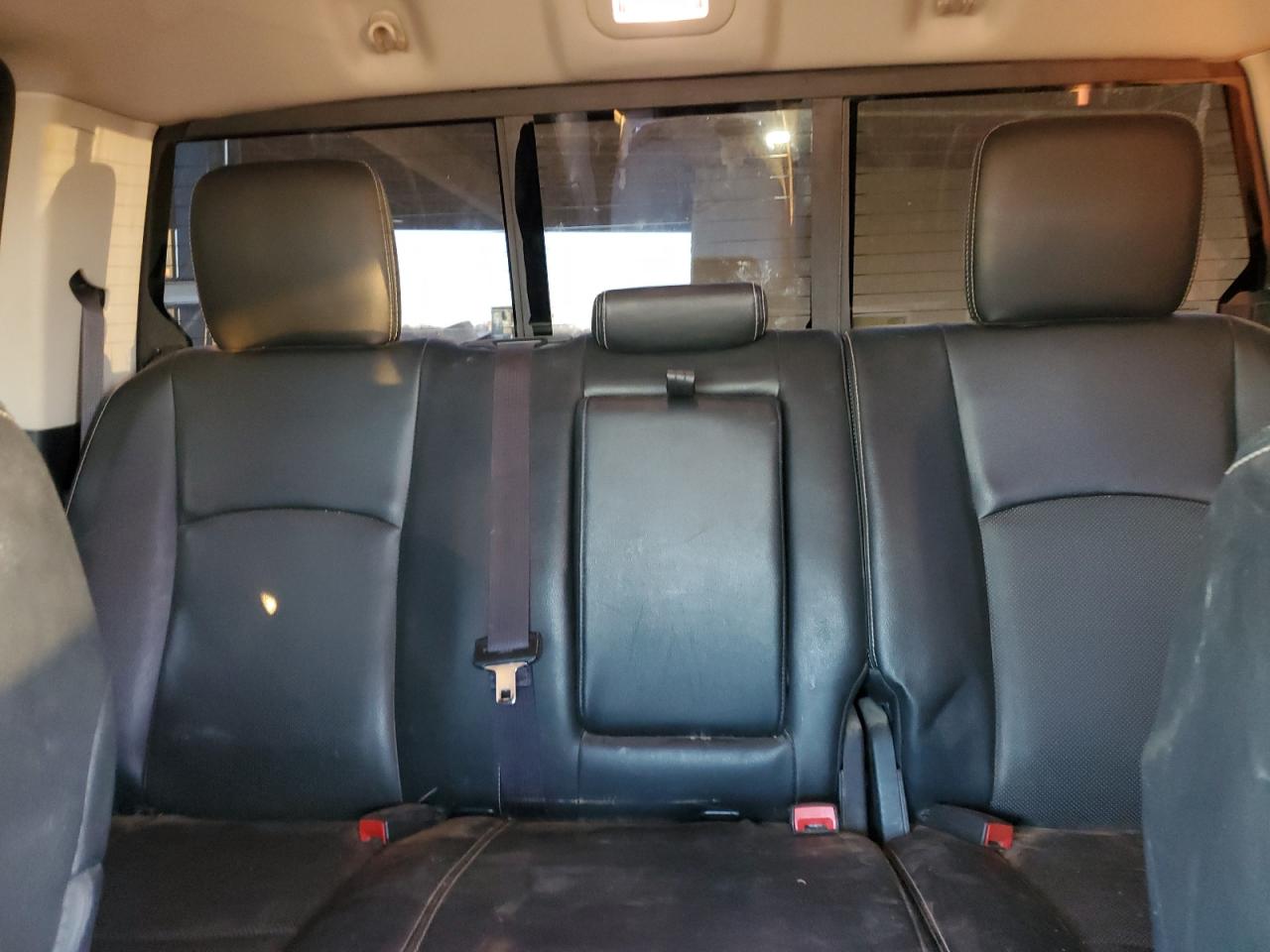 2016 RAM 2500 - Image 10