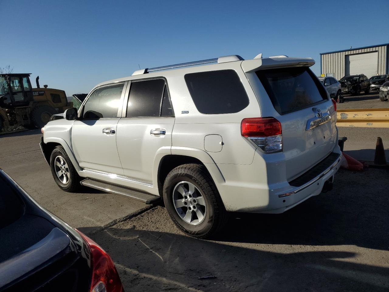 2010 Toyota 4Runner - Image 2