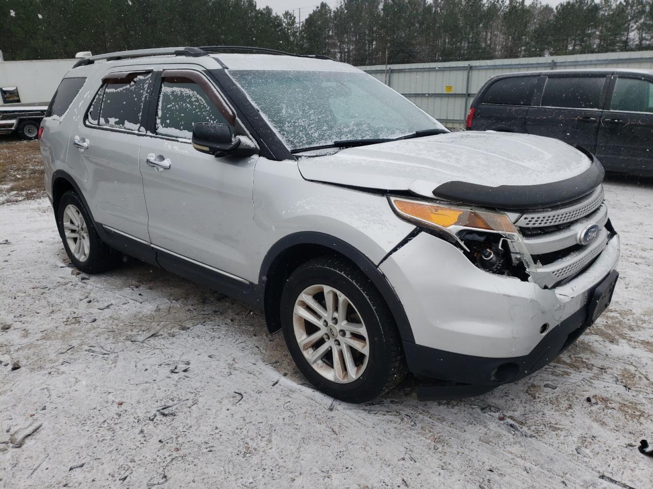 2011 Ford Explorer - Image 4