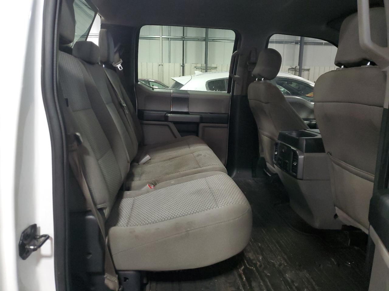 2017 Ford F-150 - Image 10