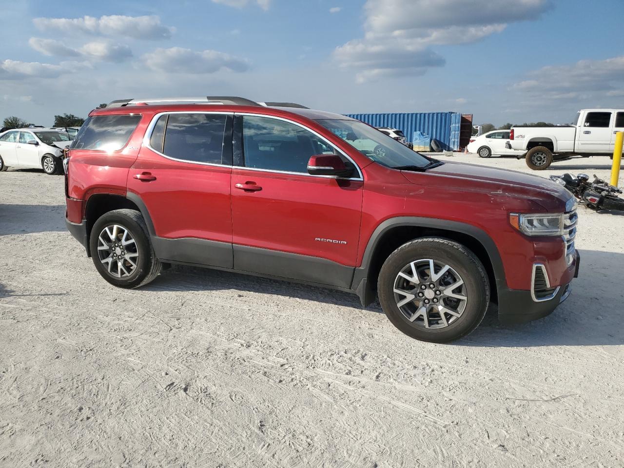 2021 GMC Acadia - Image 4