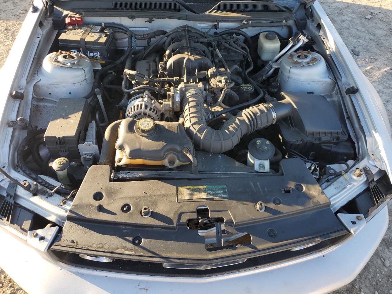 2007 Ford Mustang - Image 12