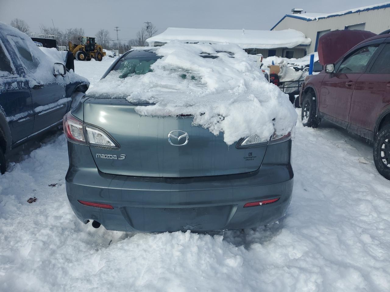 2012 Mazda 3 - Image 6