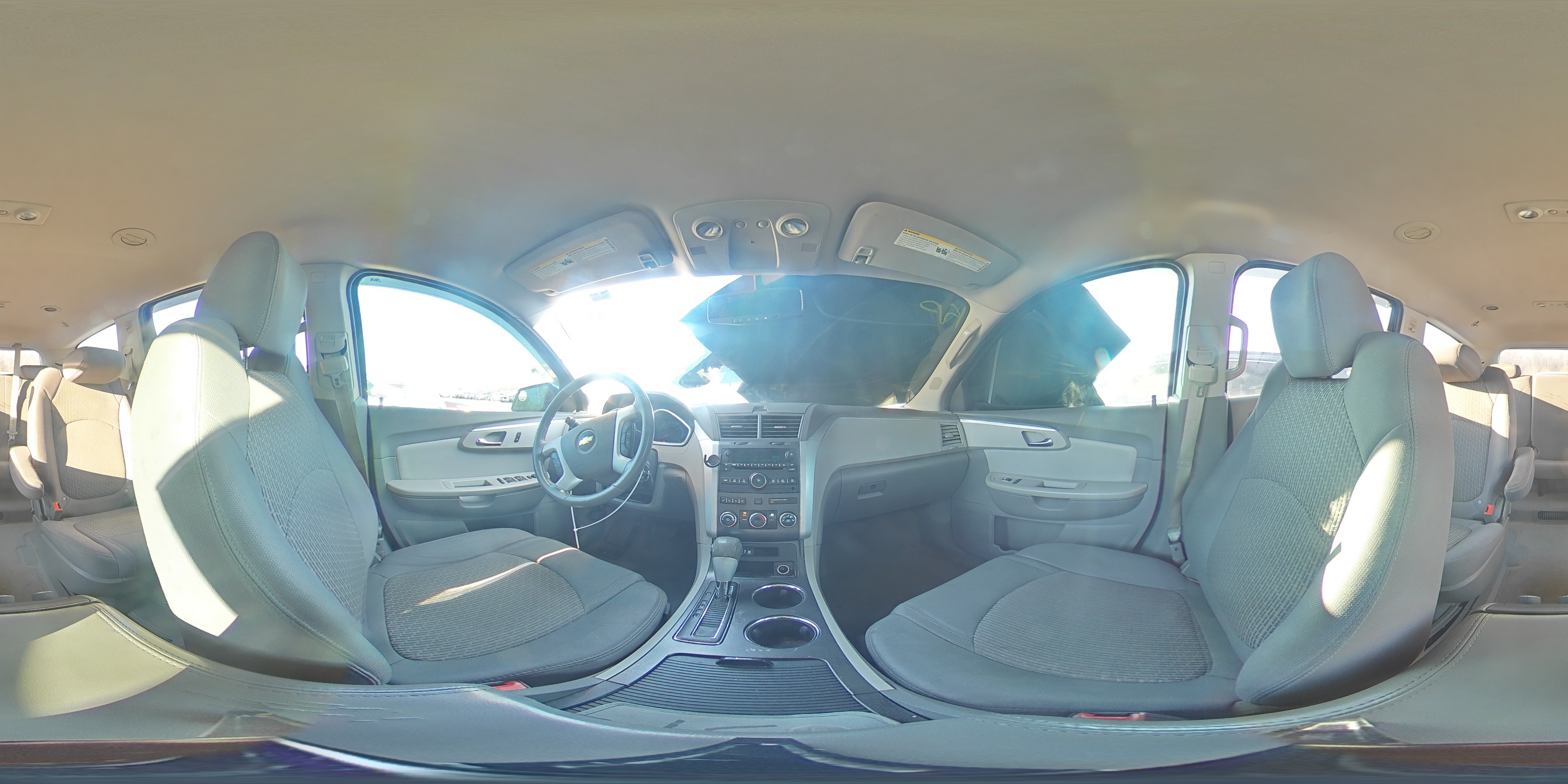 2012 Chevrolet Traverse - Image 13