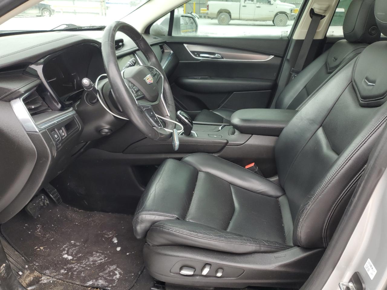 2017 Cadillac Xt5 Luxury VIN: 1GYKNBRS6HZ102463 Lot: 44979655