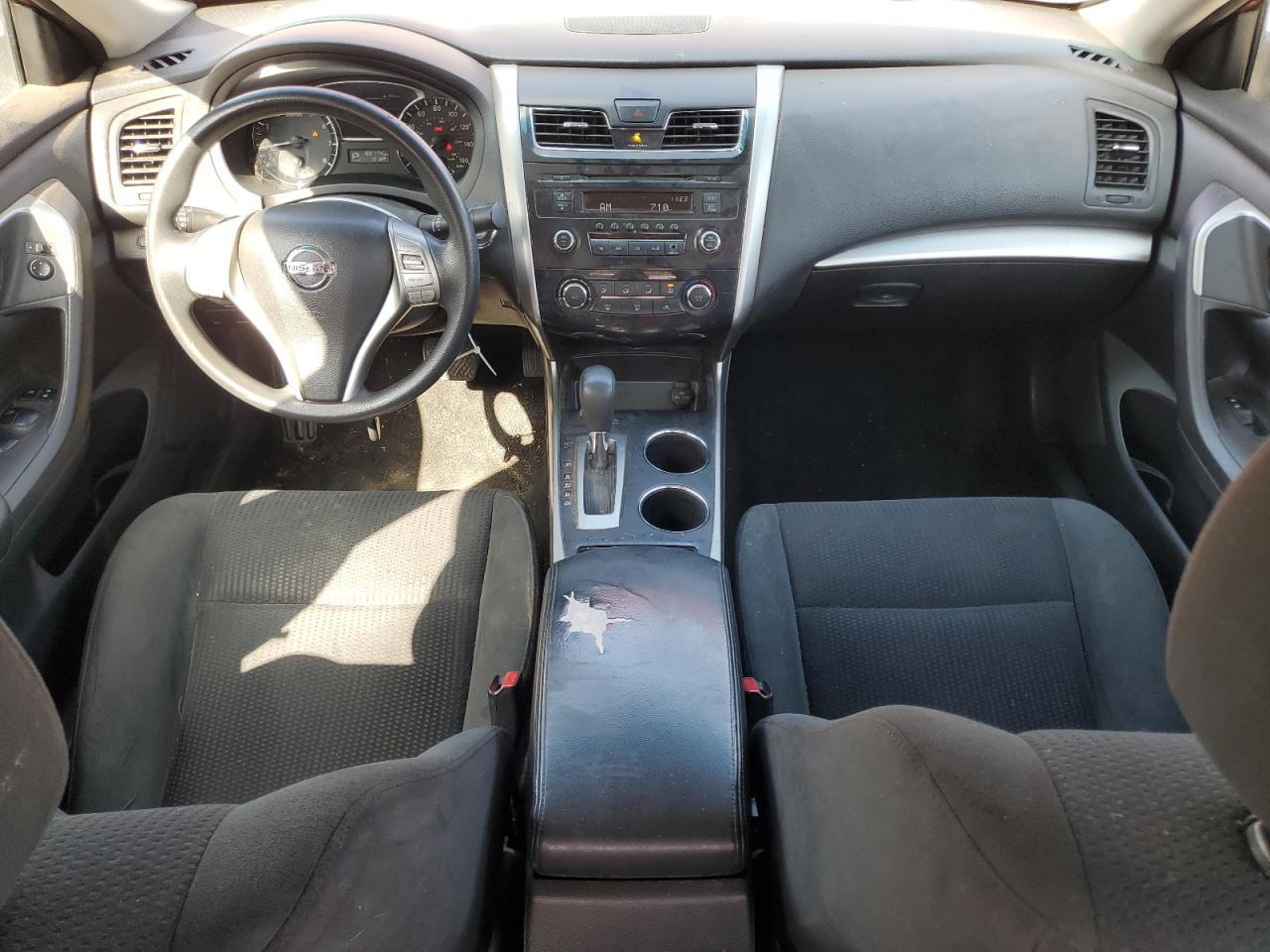 2015 Nissan Altima - Image 8