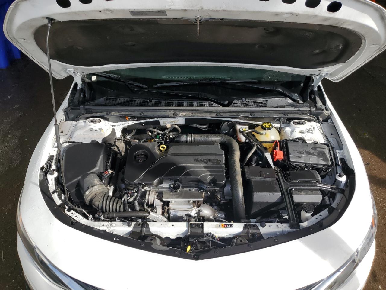 2022 Chevrolet Malibu - Image 11