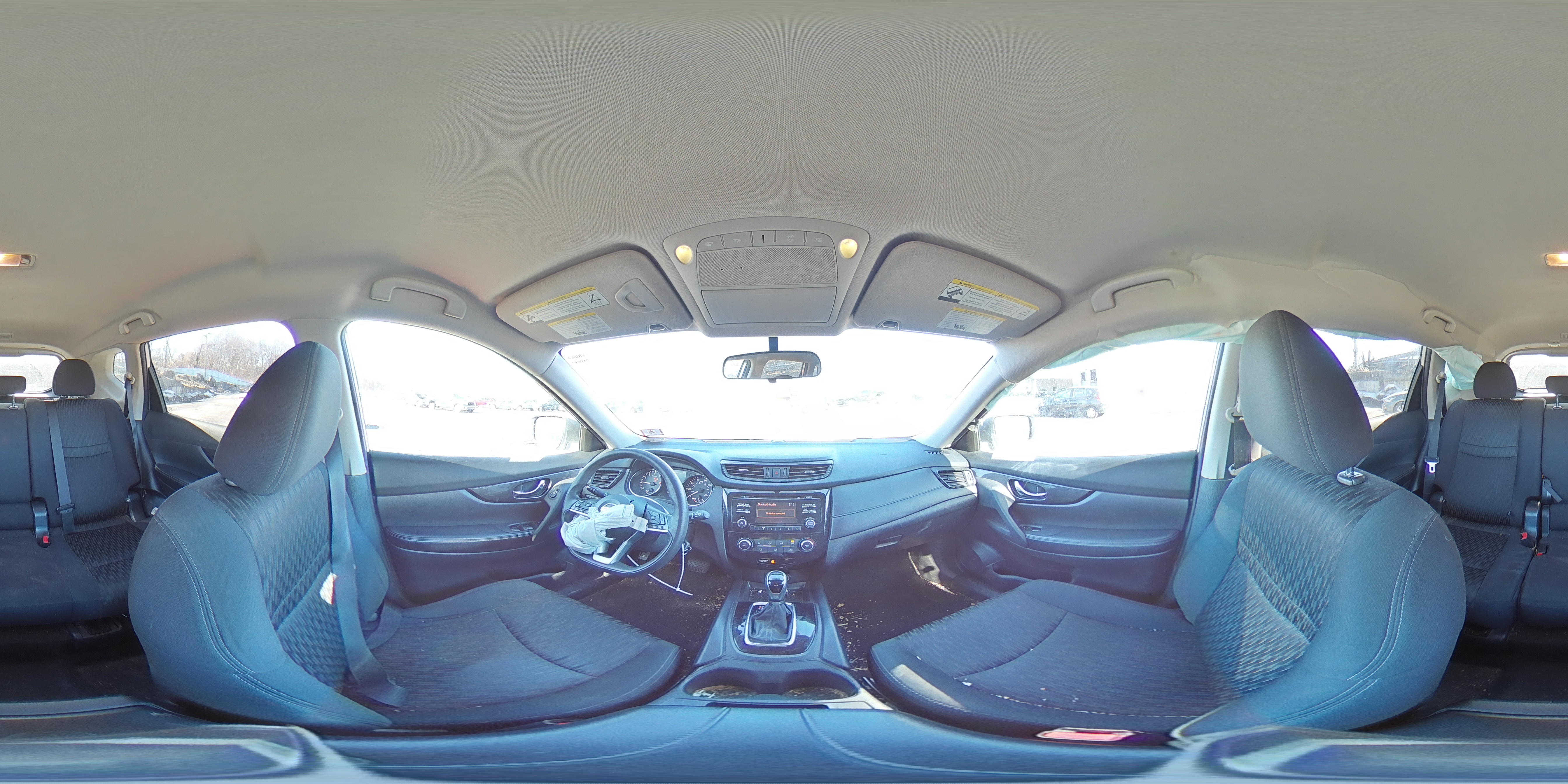 2017 Nissan Rogue - Image 14