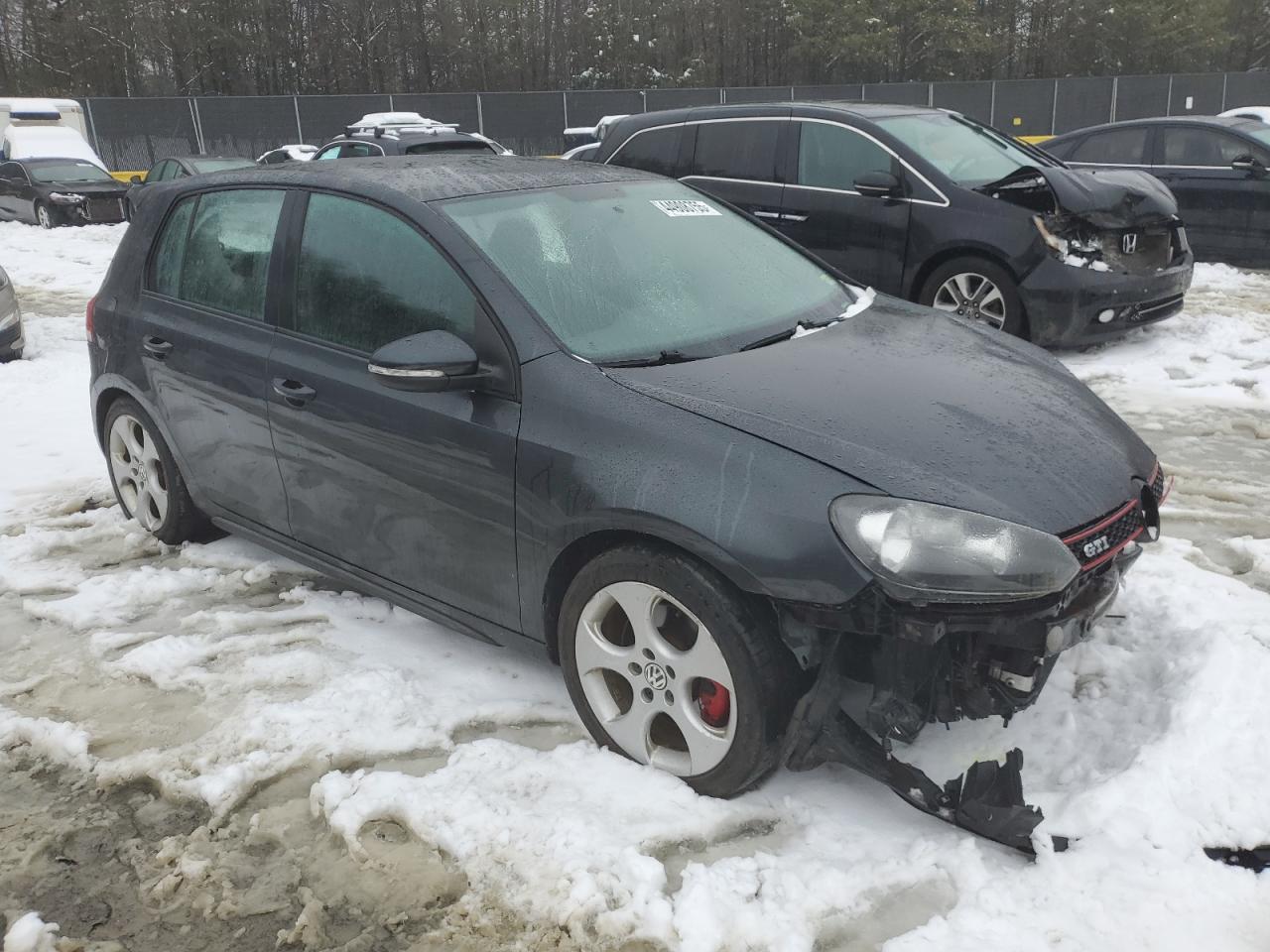 2010 Volkswagen GTI - Image 4