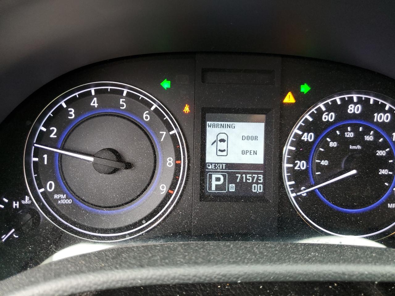 2013 Infiniti G - Image 9