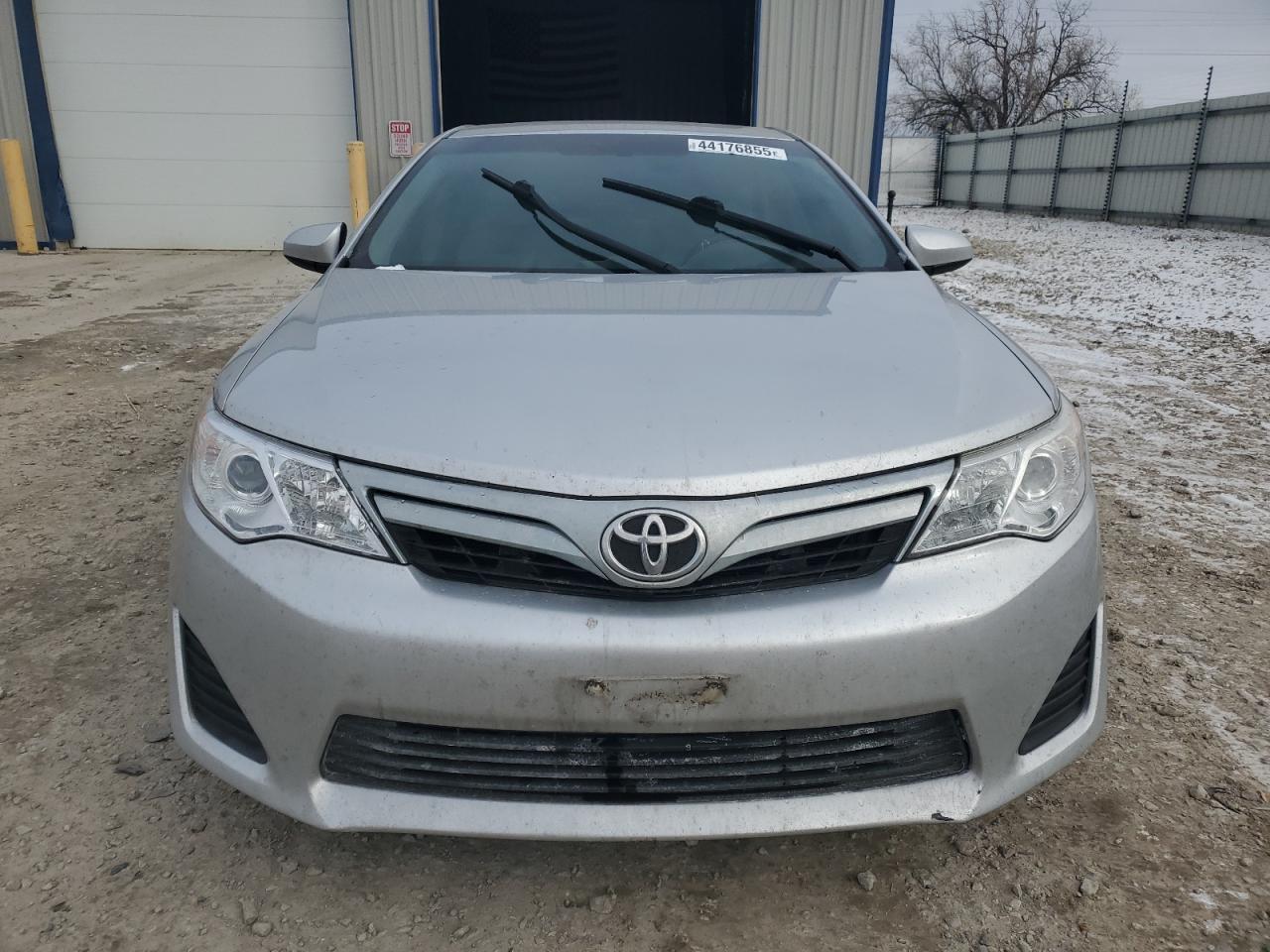 2013 Toyota Camry - Image 5
