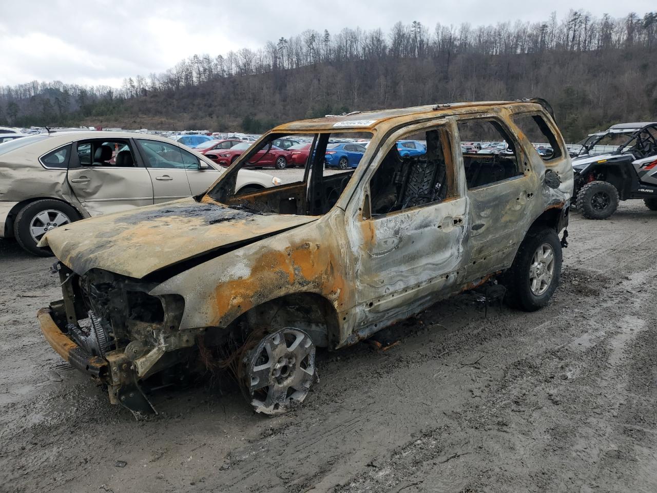 2006 Ford Escape Xlt for Sale in Hurricane, WV - Burn