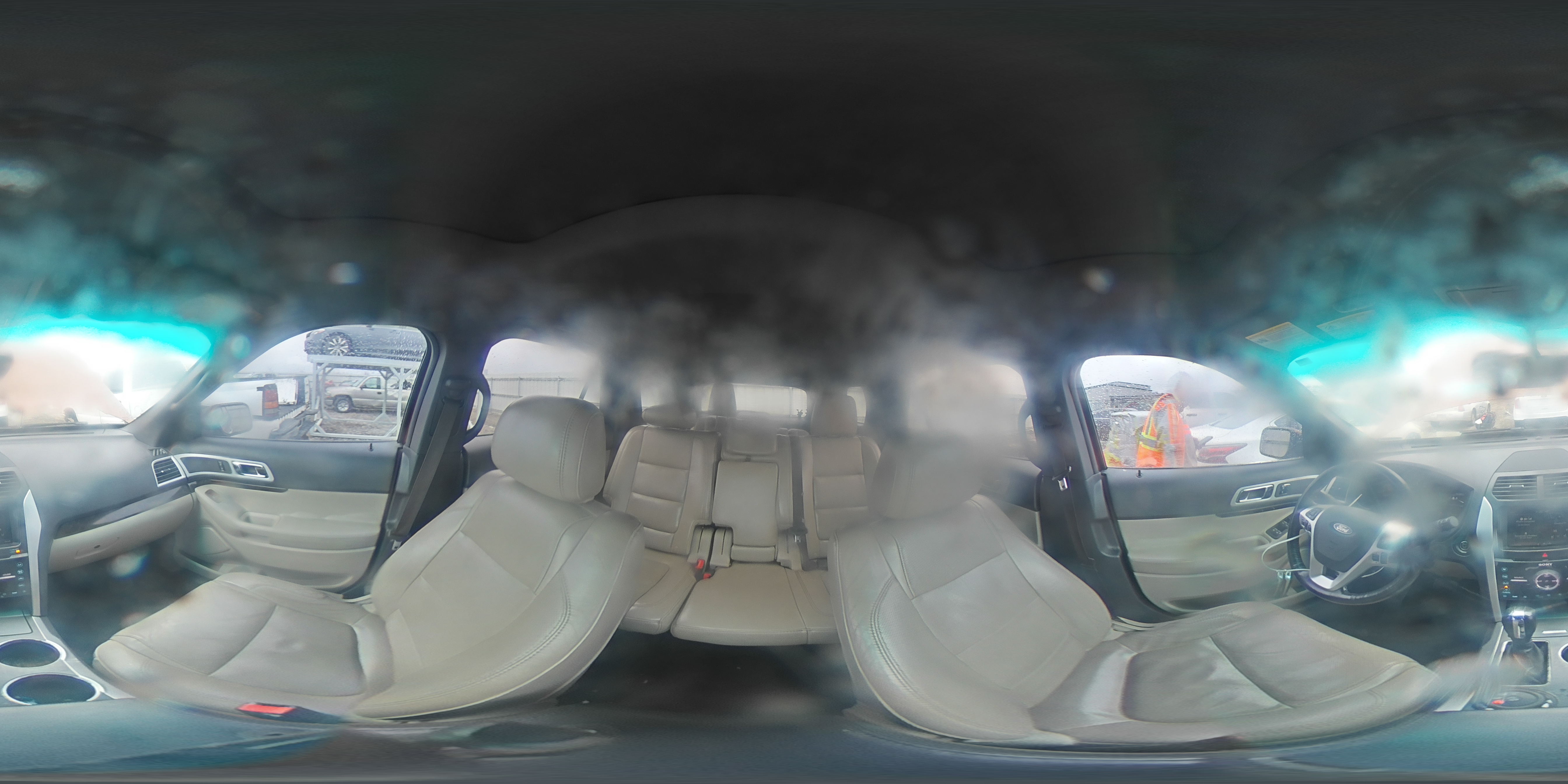 2011 Ford Explorer - Image 14