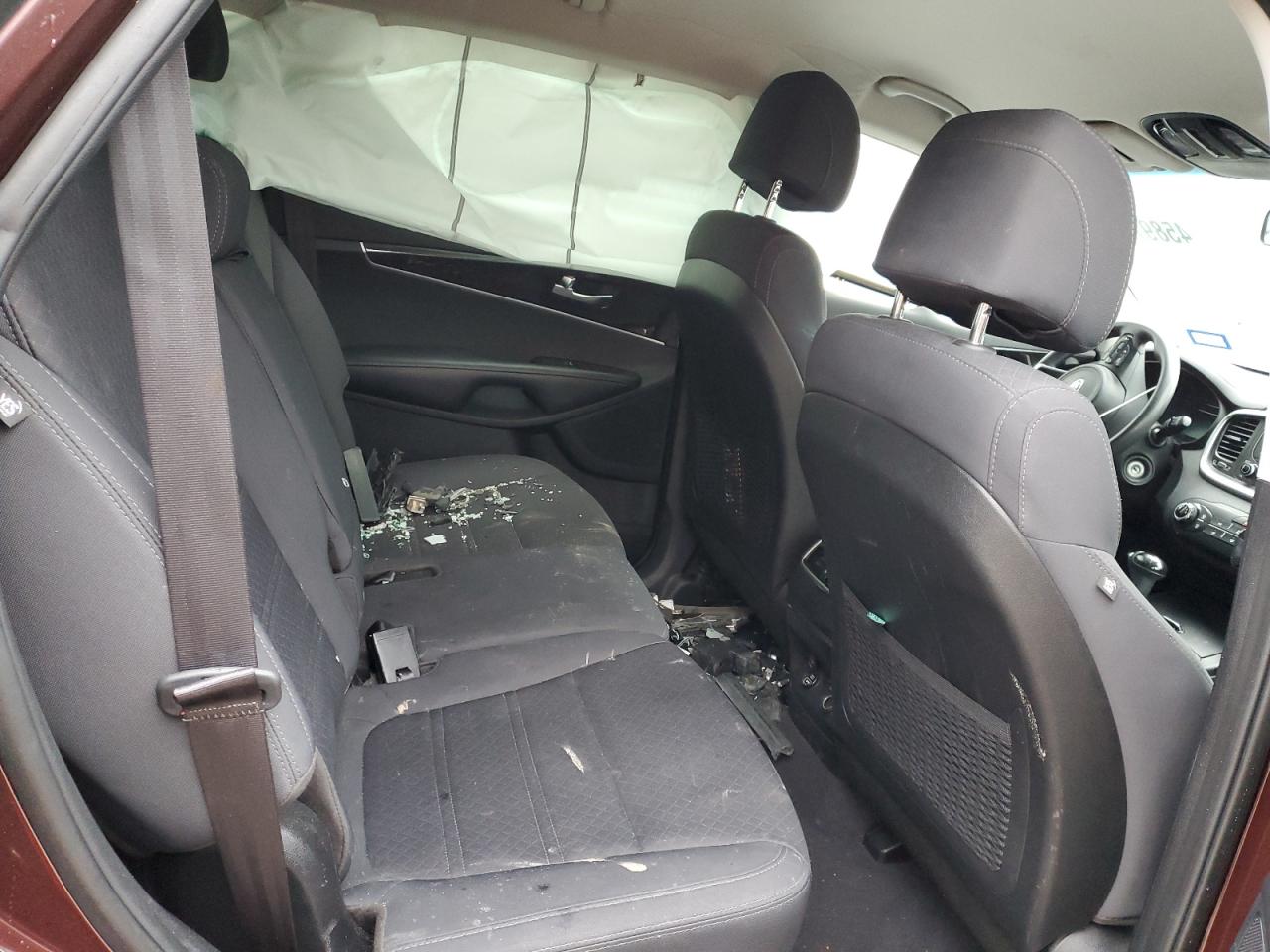 2017 Kia Sorento - Image 11