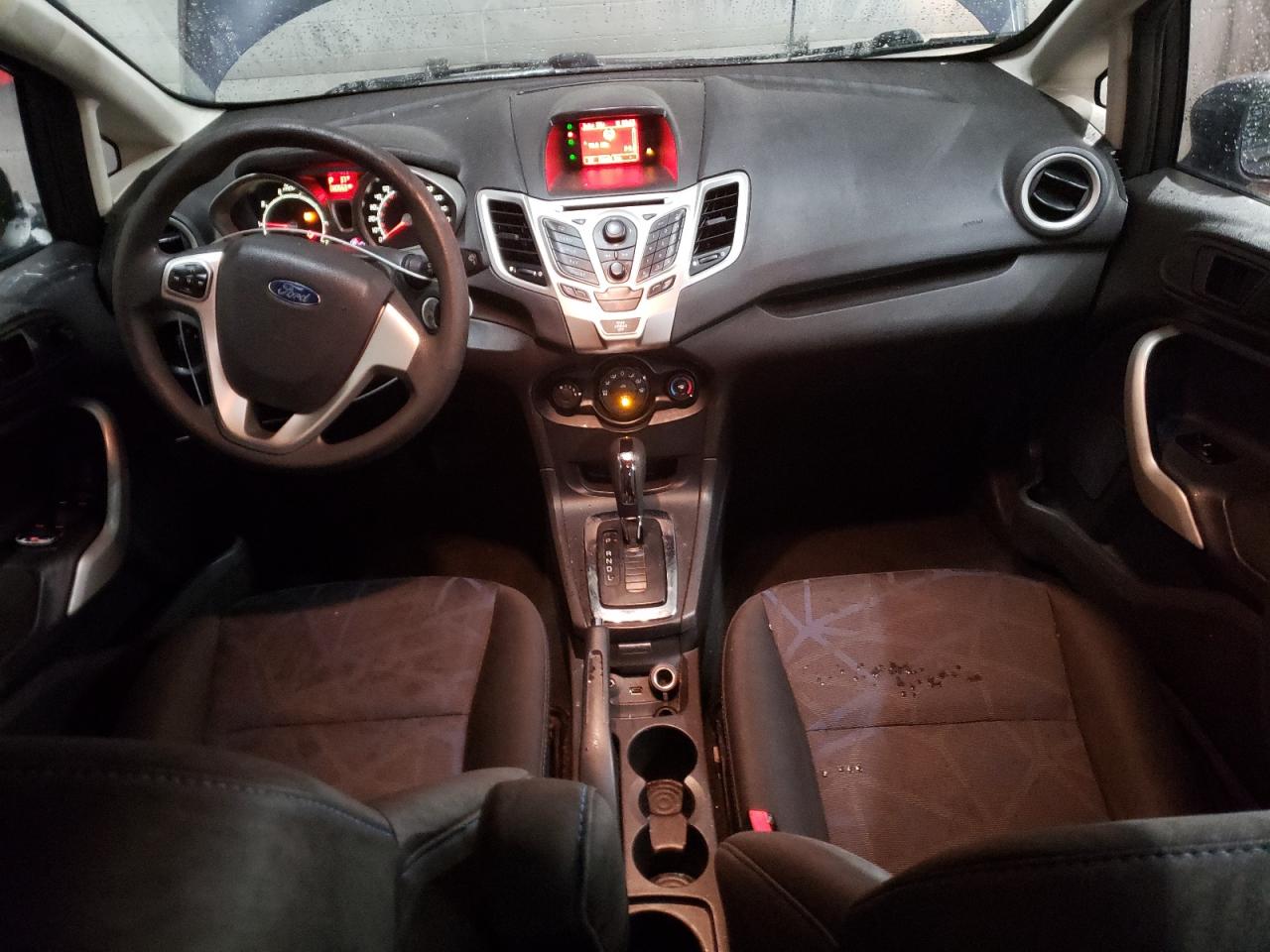 2012 Ford Fiesta - Image 8