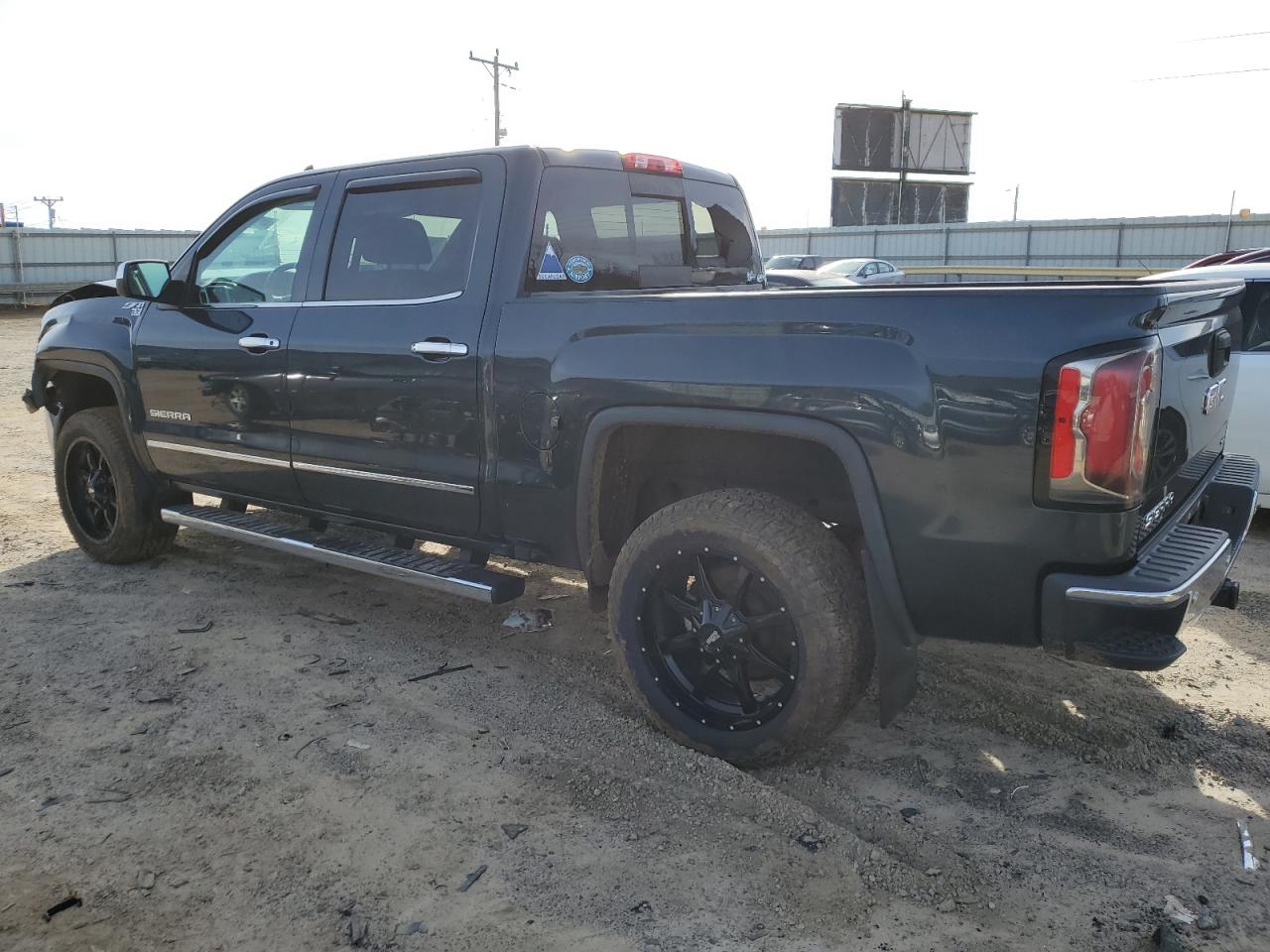 2018 GMC Sierra - Image 2