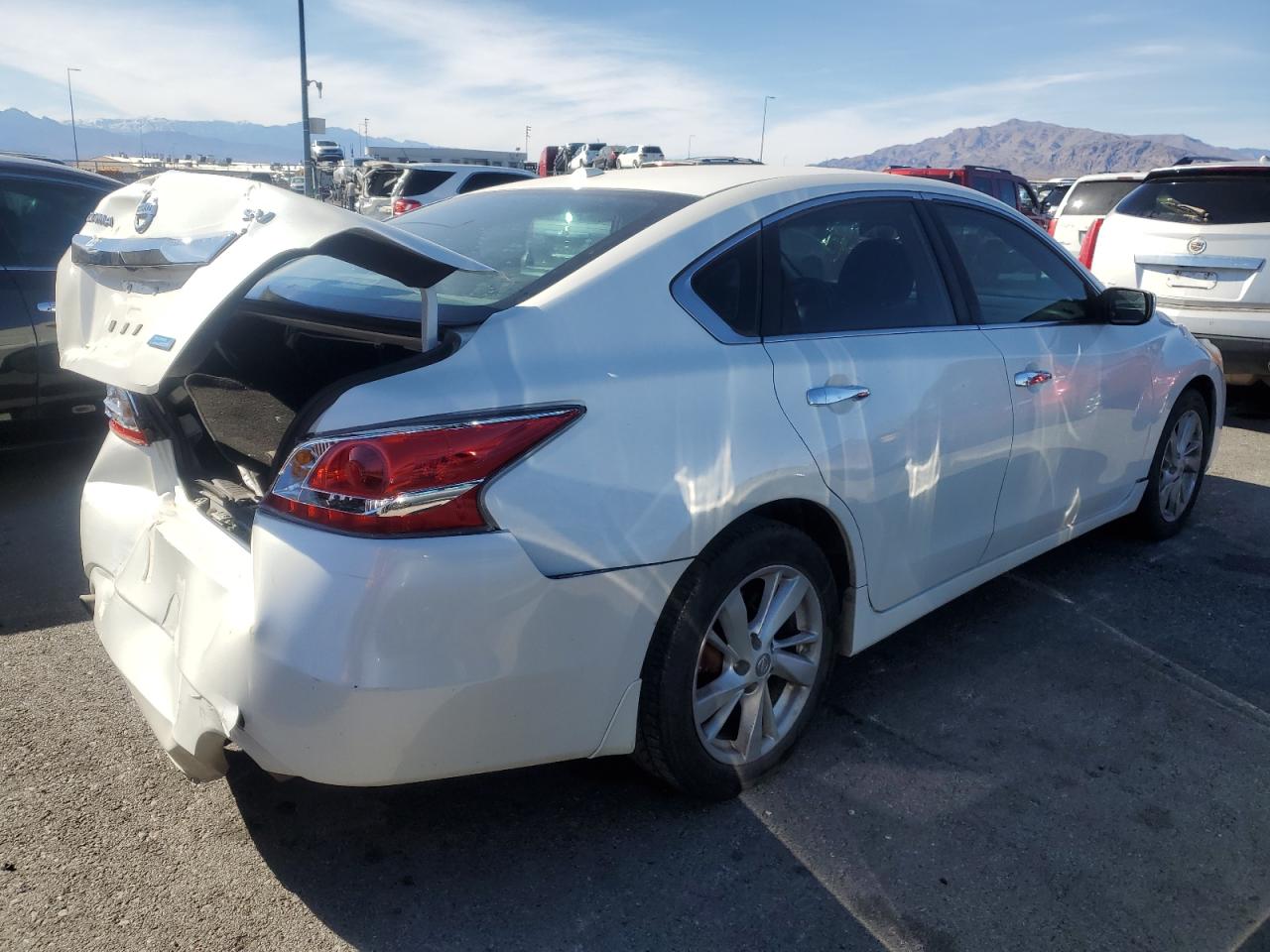 2013 Nissan Altima - Image 3