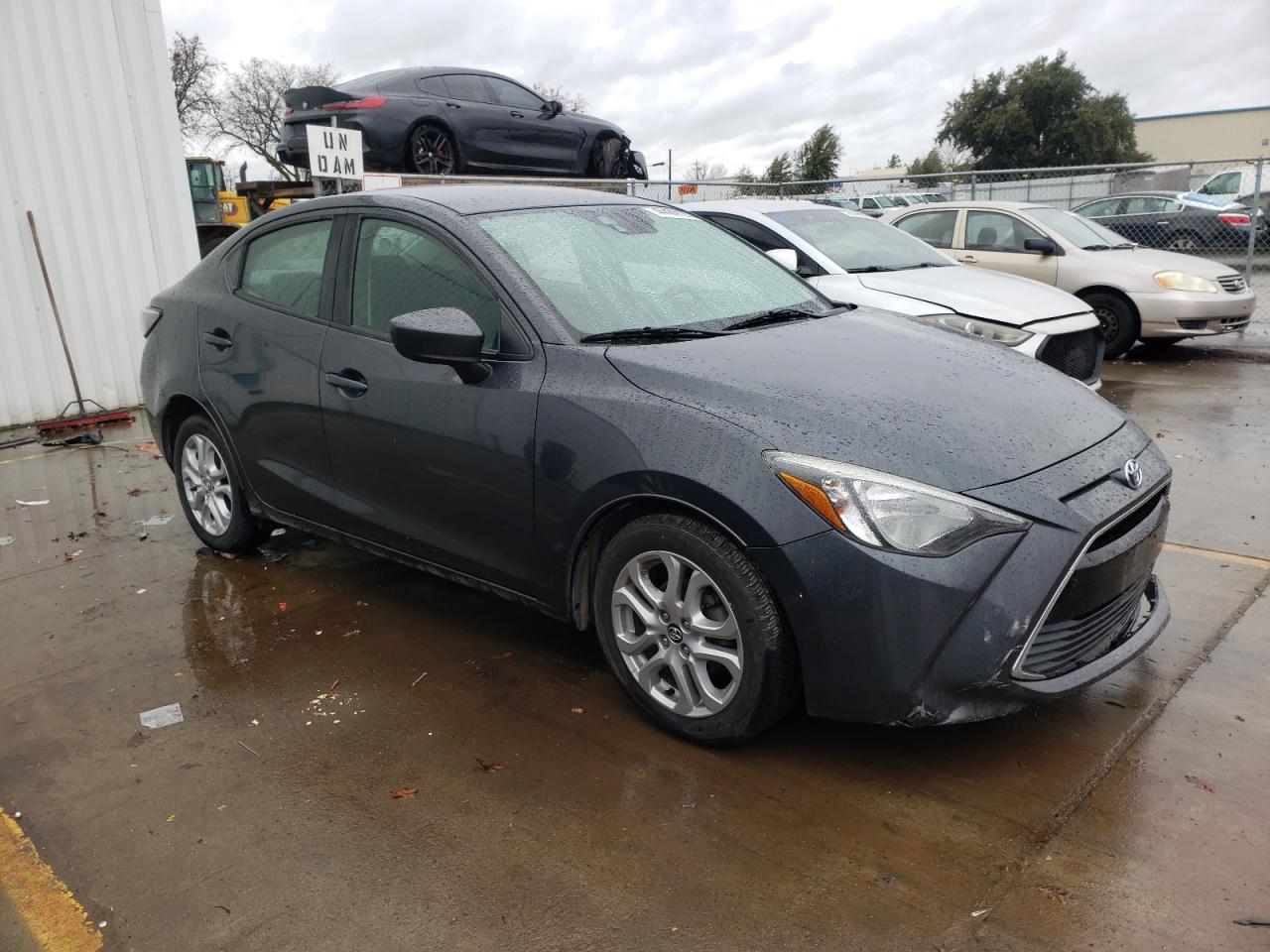 2018 Toyota Yaris - Image 4