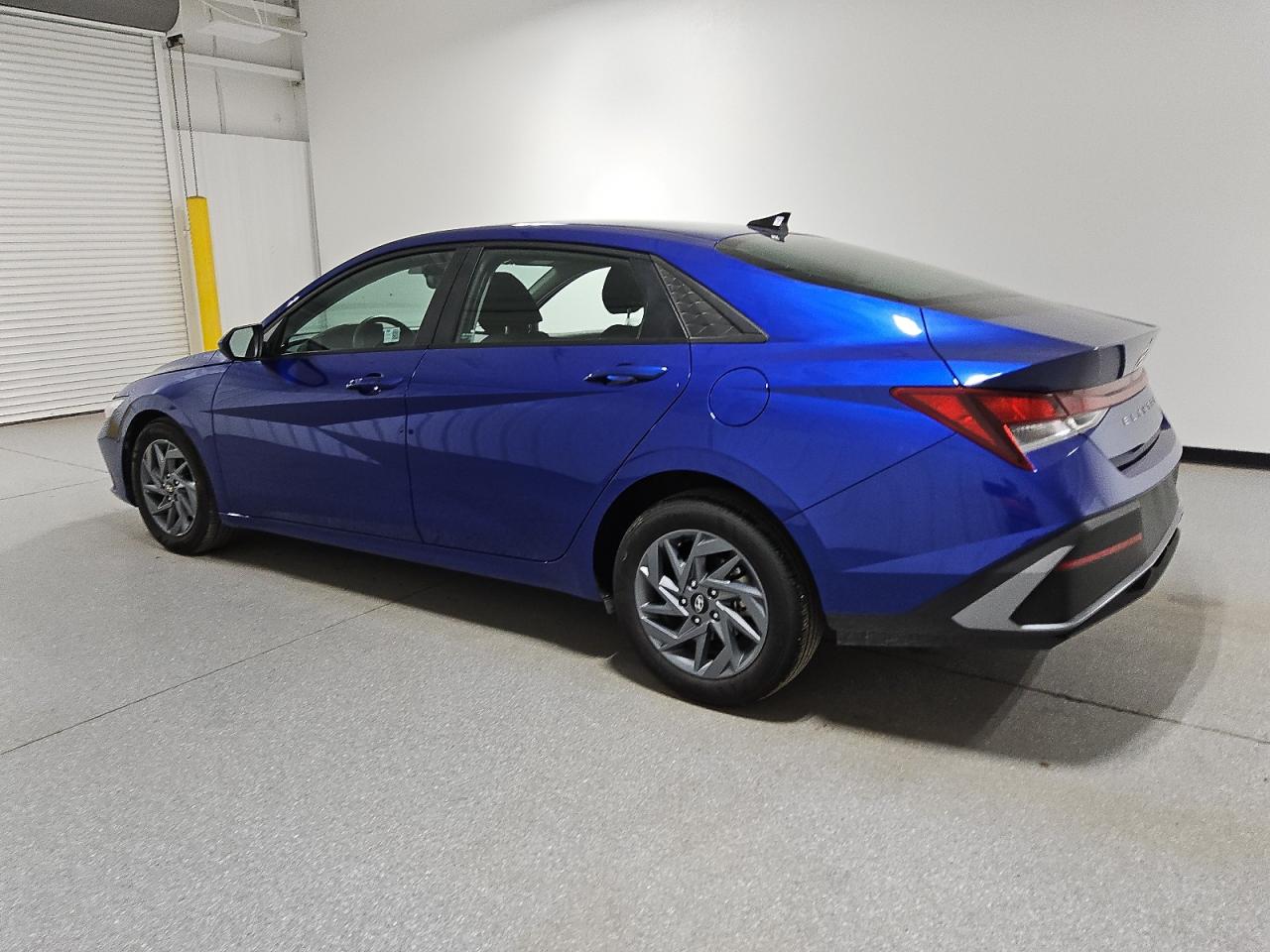 2024 Hyundai Elantra - Image 2