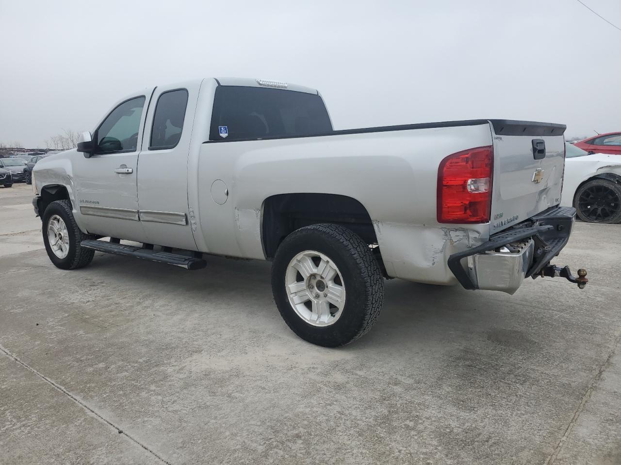 2010 Chevrolet Silverado - Image 2