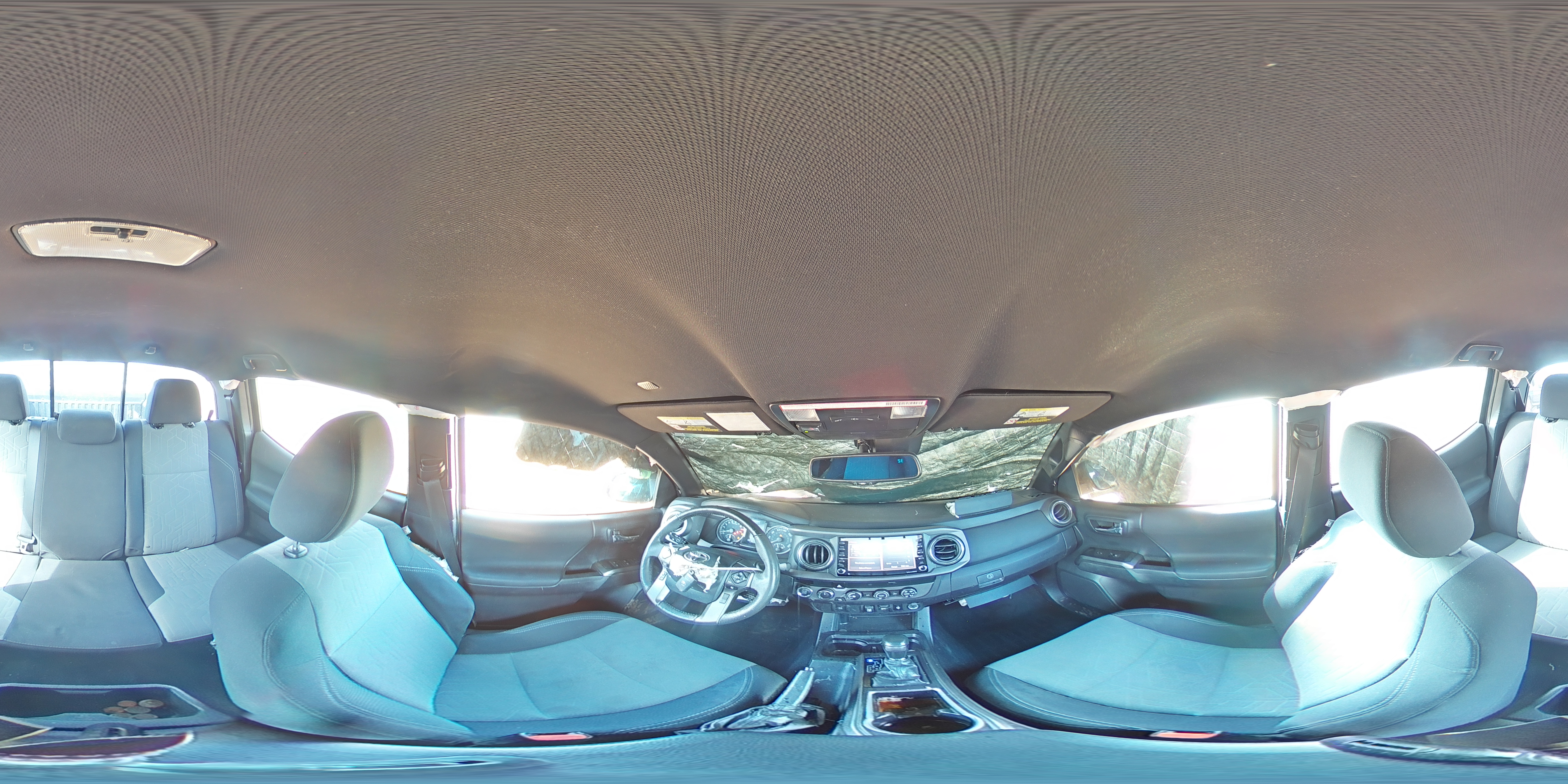 2020 Toyota Tacoma - Image 12