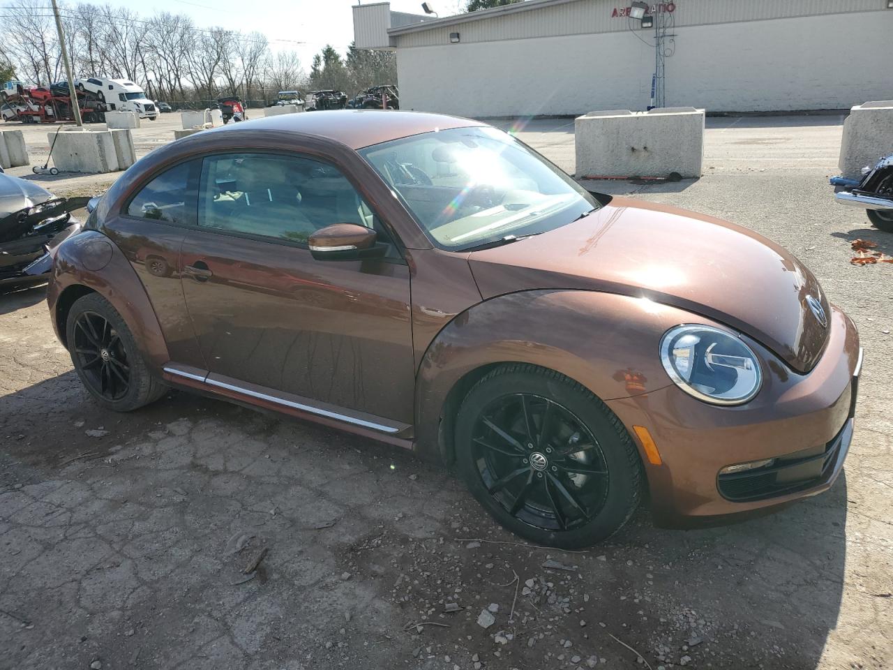 2016 Volkswagen Beetle - Image 4