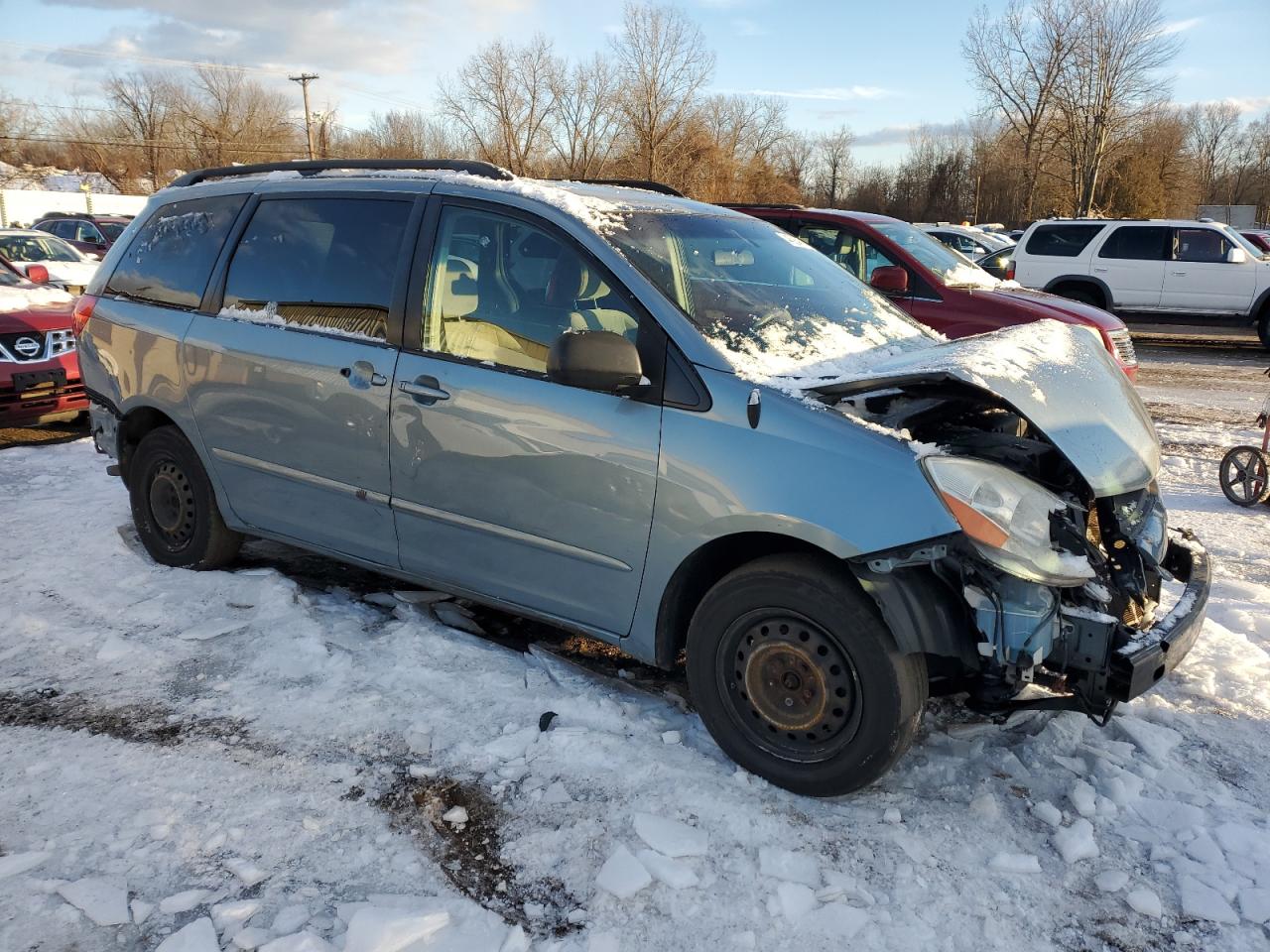 2010 Toyota Sienna - Image 4