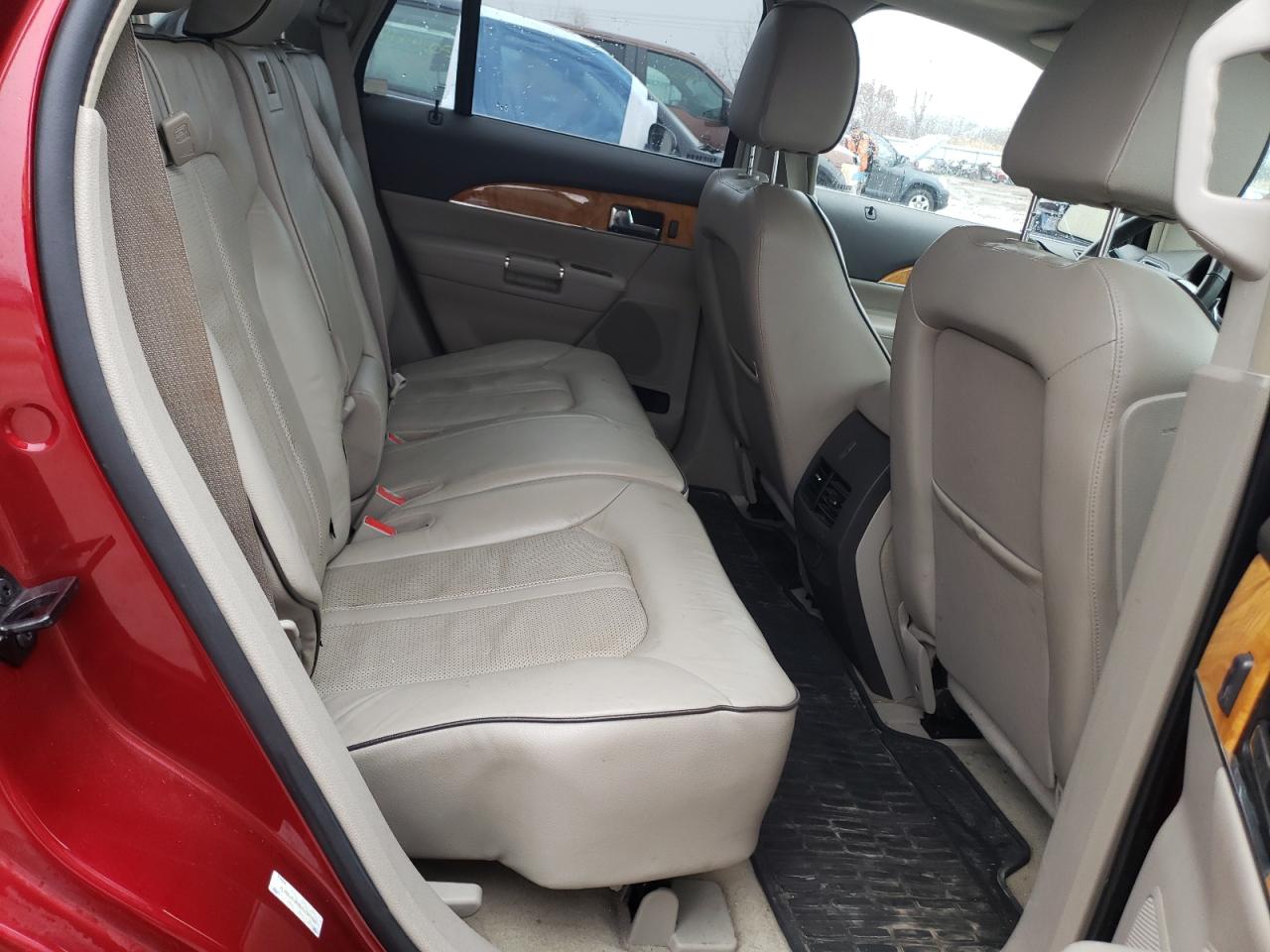2013 Lincoln MKX - Image 10