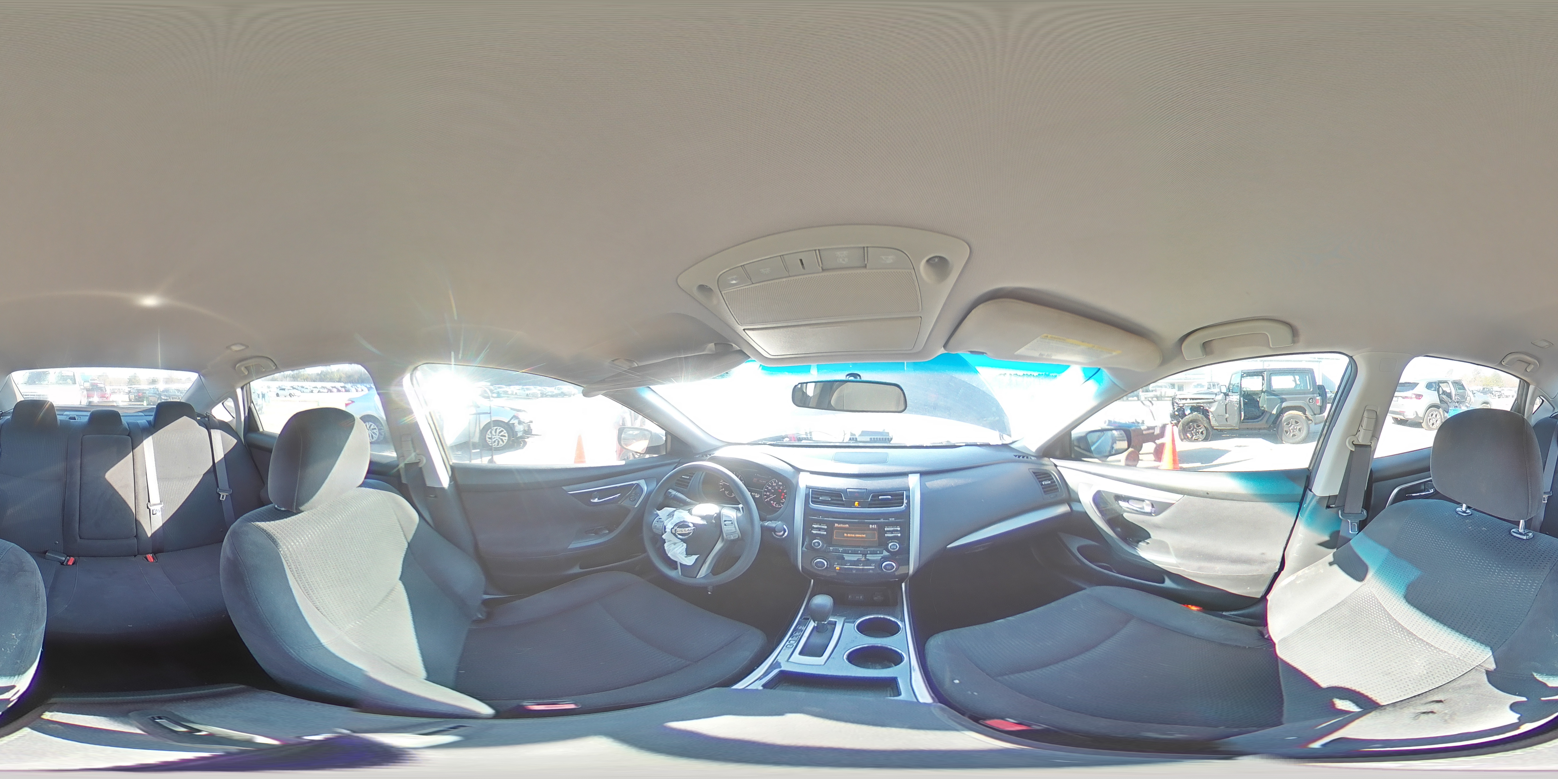2014 Nissan Altima - Image 13