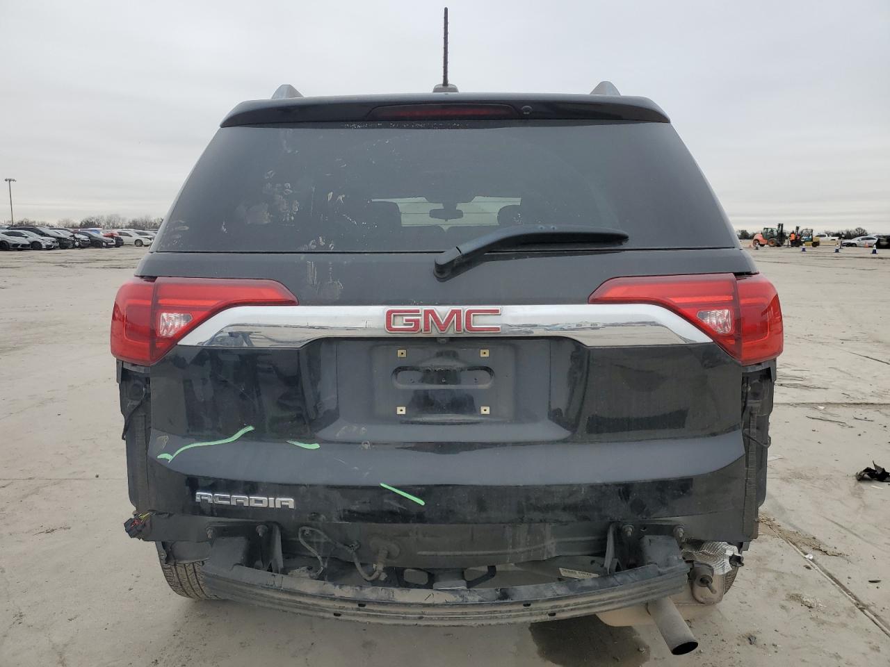 2019 GMC Acadia - Image 6