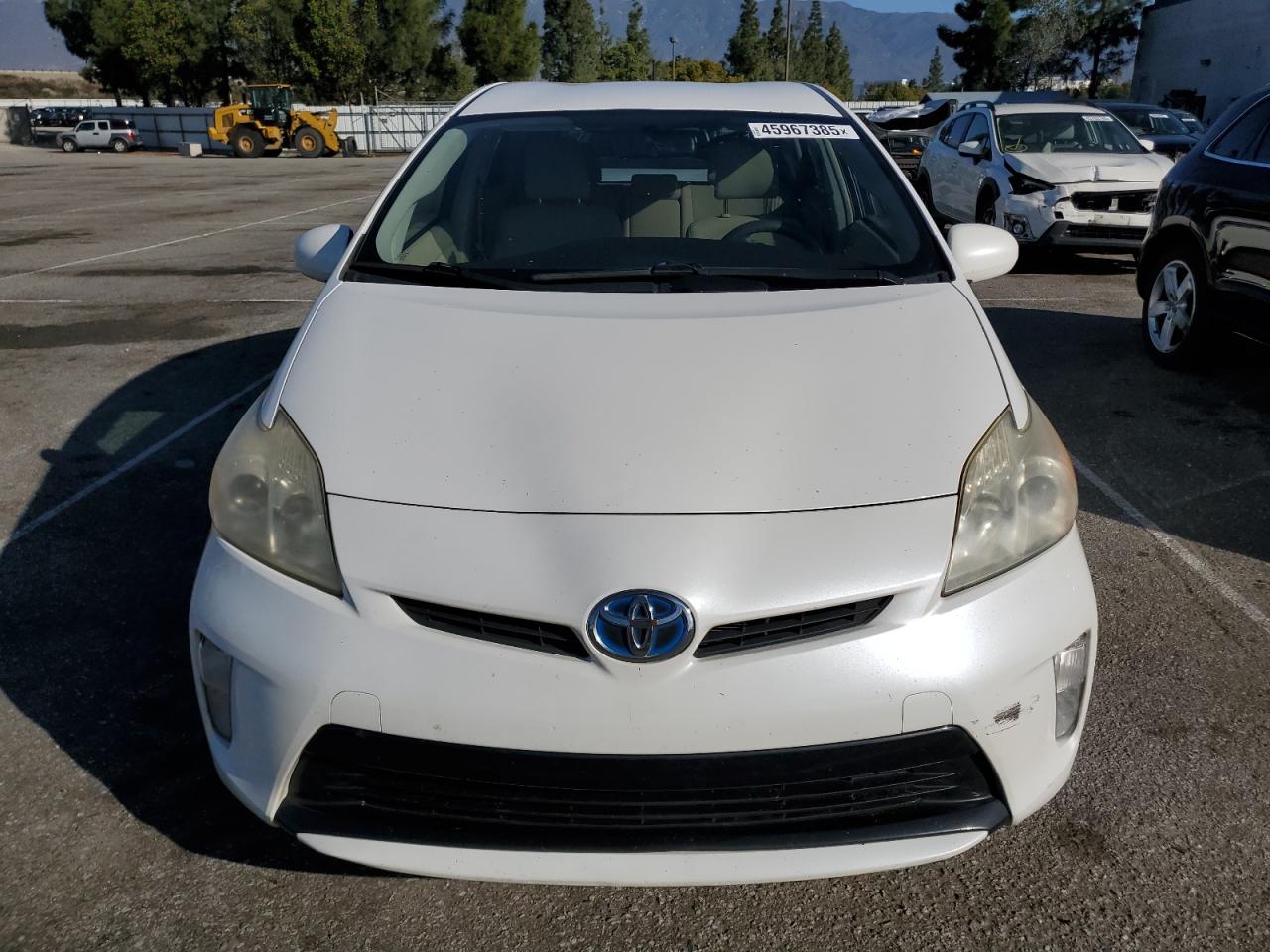 2013 Toyota Prius - Image 5
