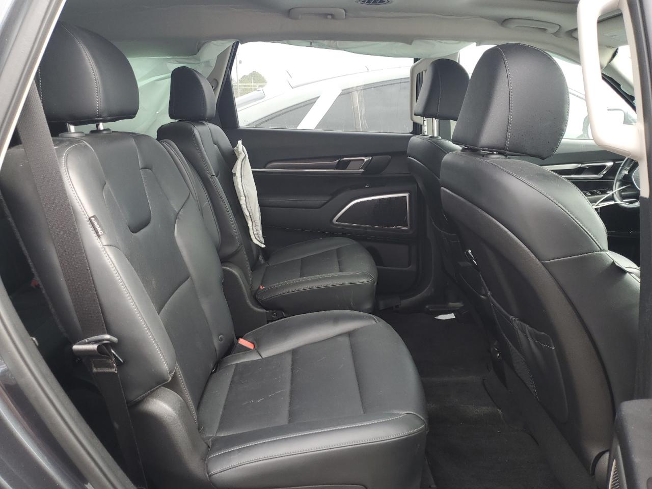 2023 Kia Telluride - Image 11