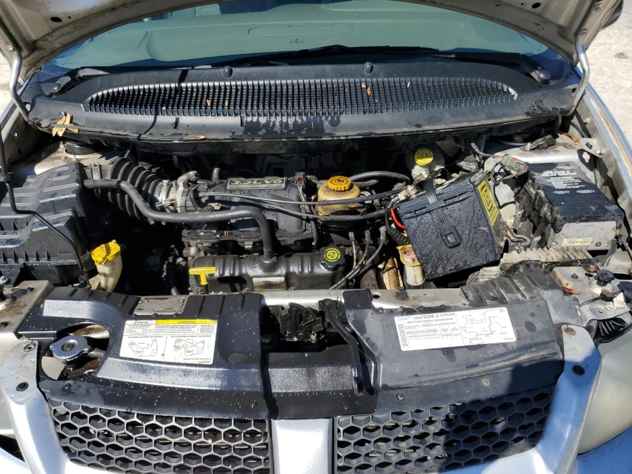 2003 Dodge Caravan - Image 12