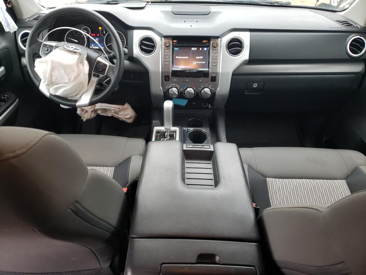 2017 Toyota Tundra - Image 8