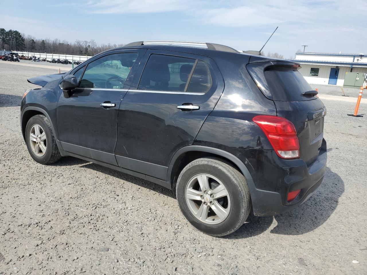 2020 Chevrolet Trax - Image 2